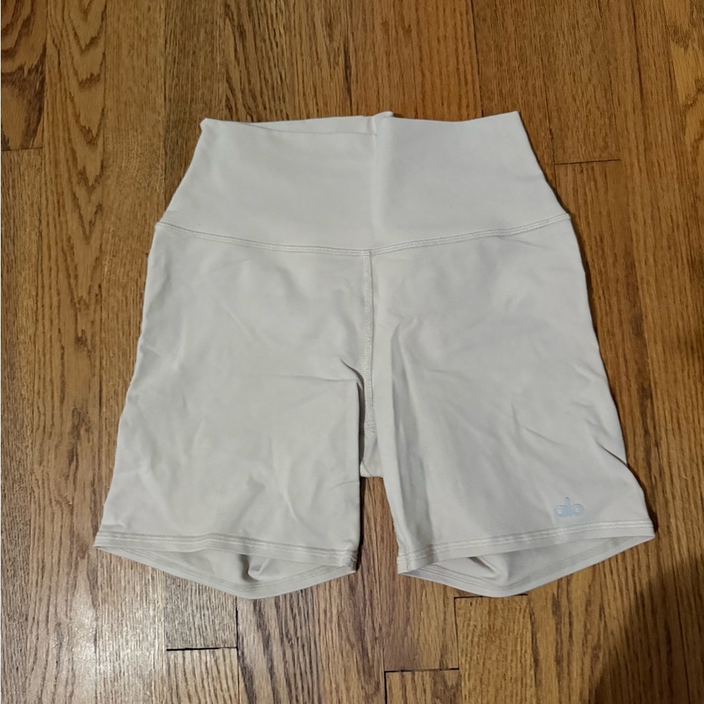 Alo shorts